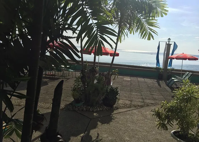 Lusapon Resort *